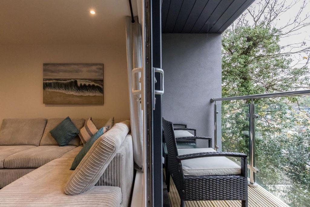 Stylish Town Centre Apartment, W Parking, Nr Beach Bournemouth Exterior foto